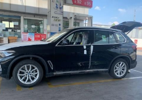 一家公司名下帶一個車牌能賣多少錢