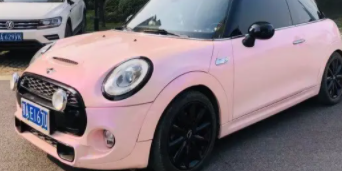 一個北京公司戶車牌值多少萬
